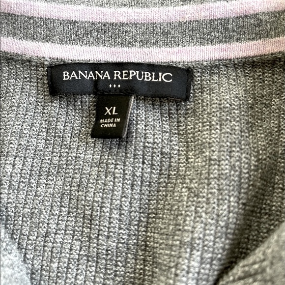 Banana Republic Polo - Picture 3 of 5